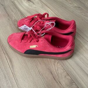 Puma Kids Shoes in Red and Black